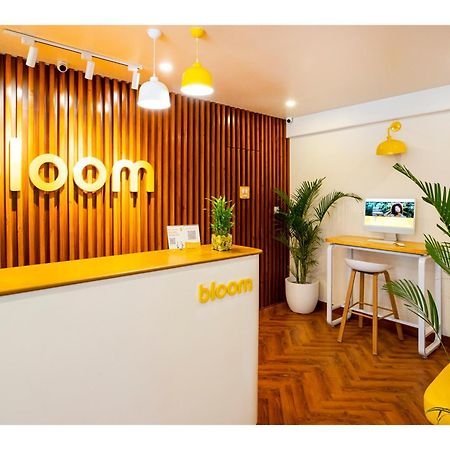 Bloom Hotel - Hsr Club Бангалор Екстериор снимка